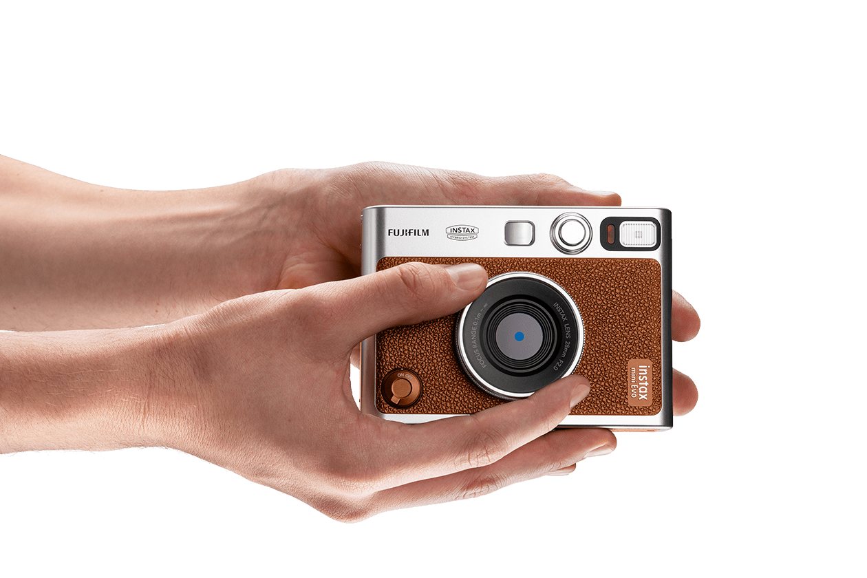 Fujifilm Instax Mini Evo Hands-on Review: Stylish, Practical and Fun